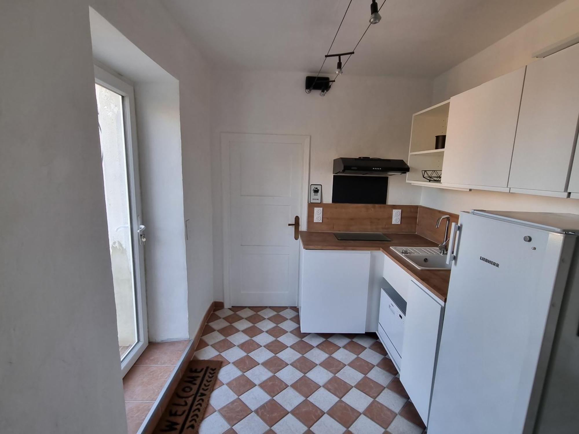 Вилла Au Fil De Soi Saint-Julien-de-Peyrolas Экстерьер фото